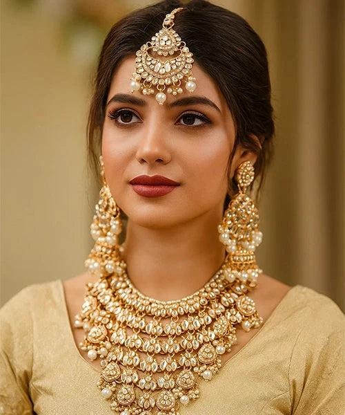 Bridal gold jewellery set Lahore design